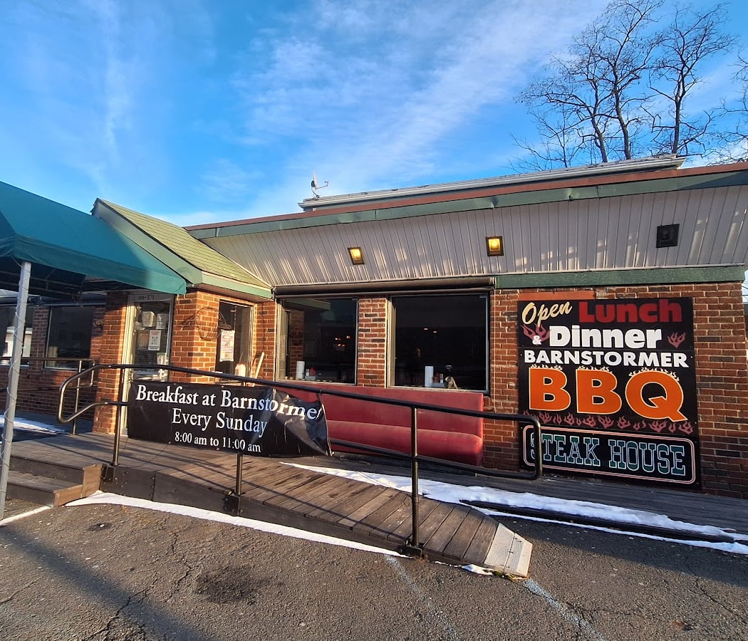 Barnstormer Barbeque 2