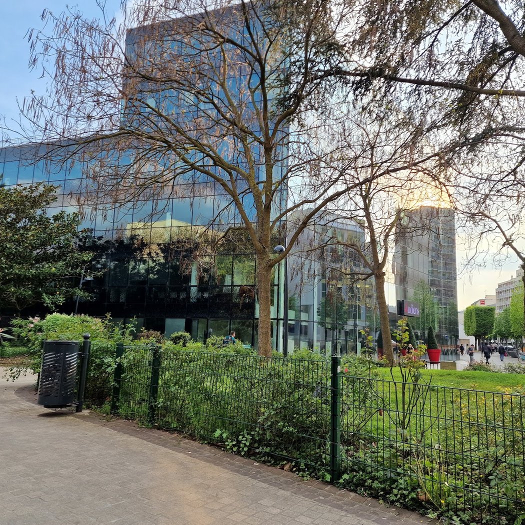 Parc d'enfants square du 11 novembre 3