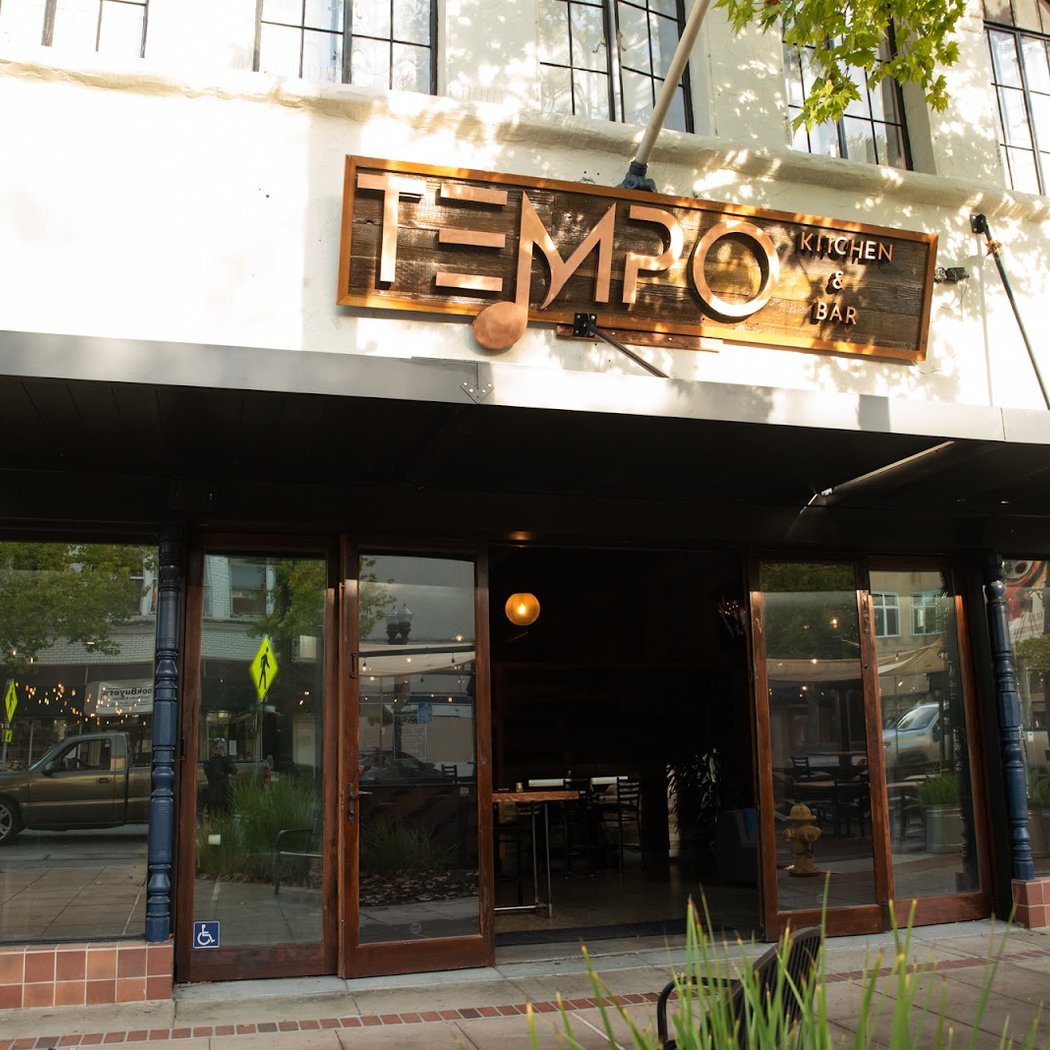 Wine Makers Dinner at Tempo 2