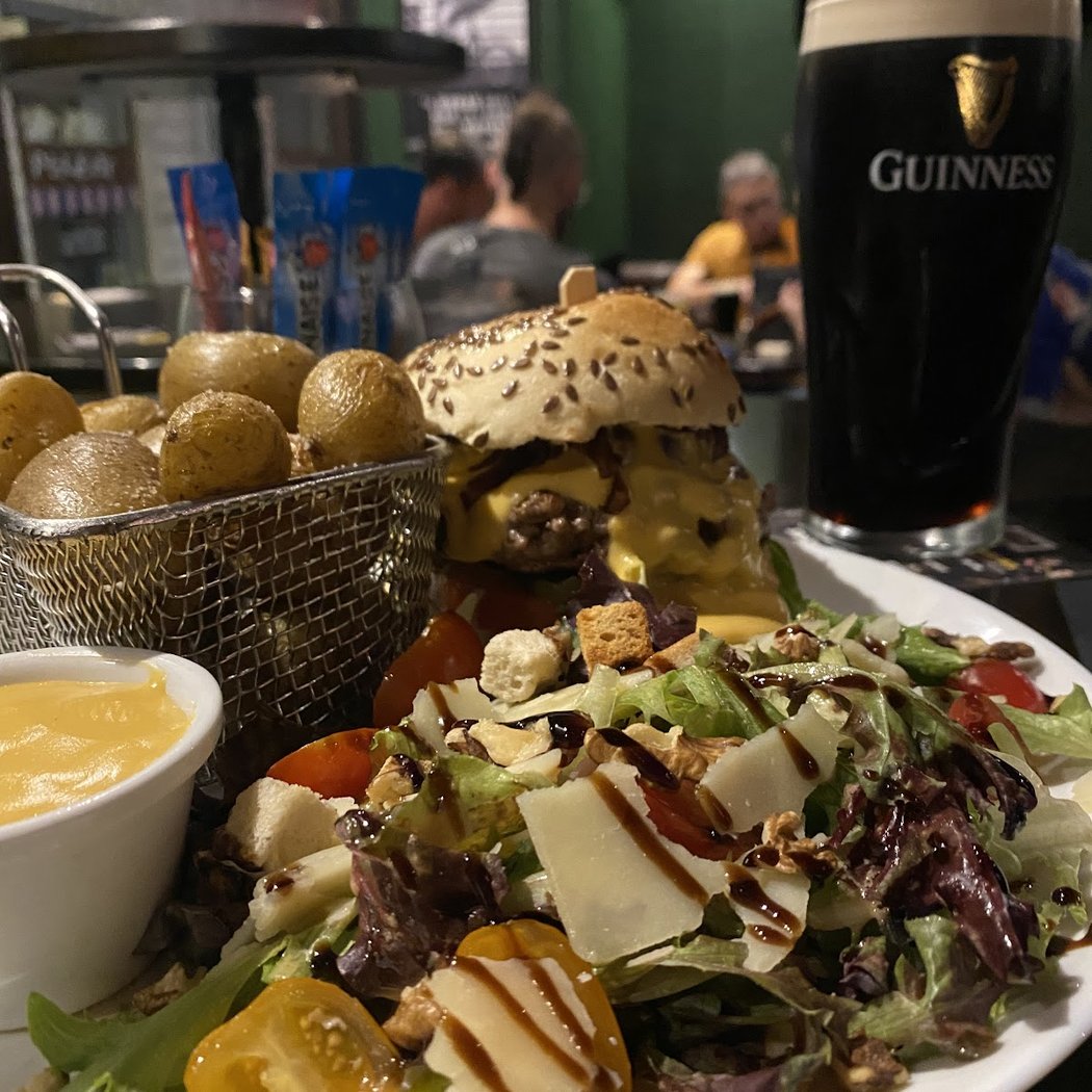 Gigg’s Irish Pub Graslin 1