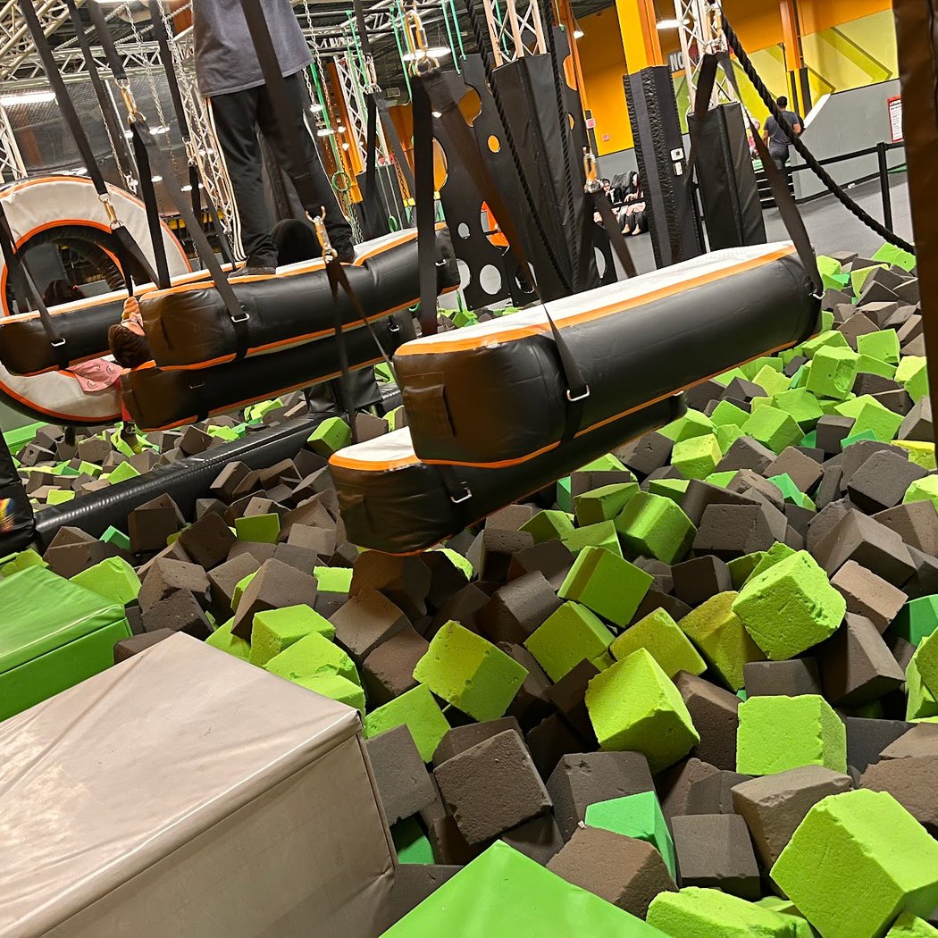 Sky Zone Trampoline Park 3