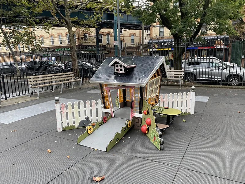 Rosemary's Playground 5