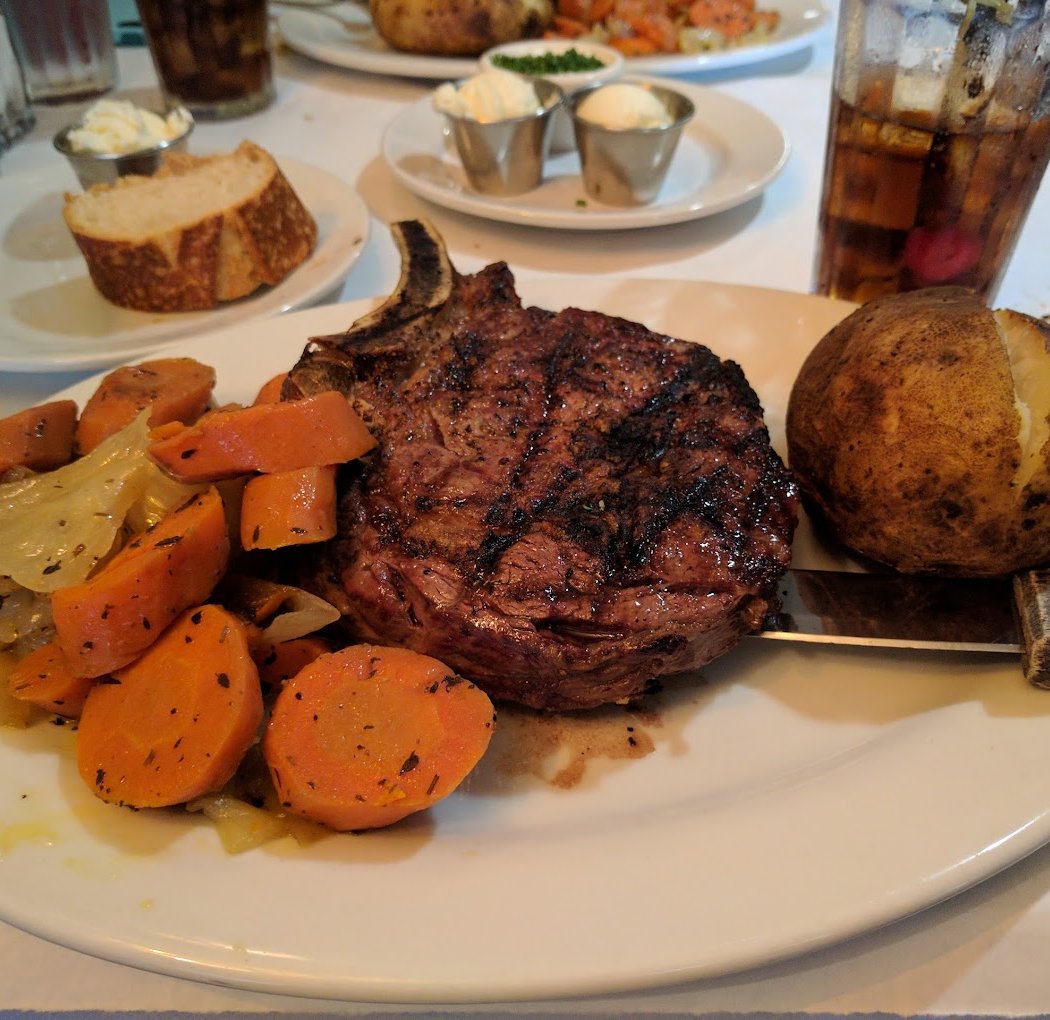 Izzy's Steaks & Chops 2
