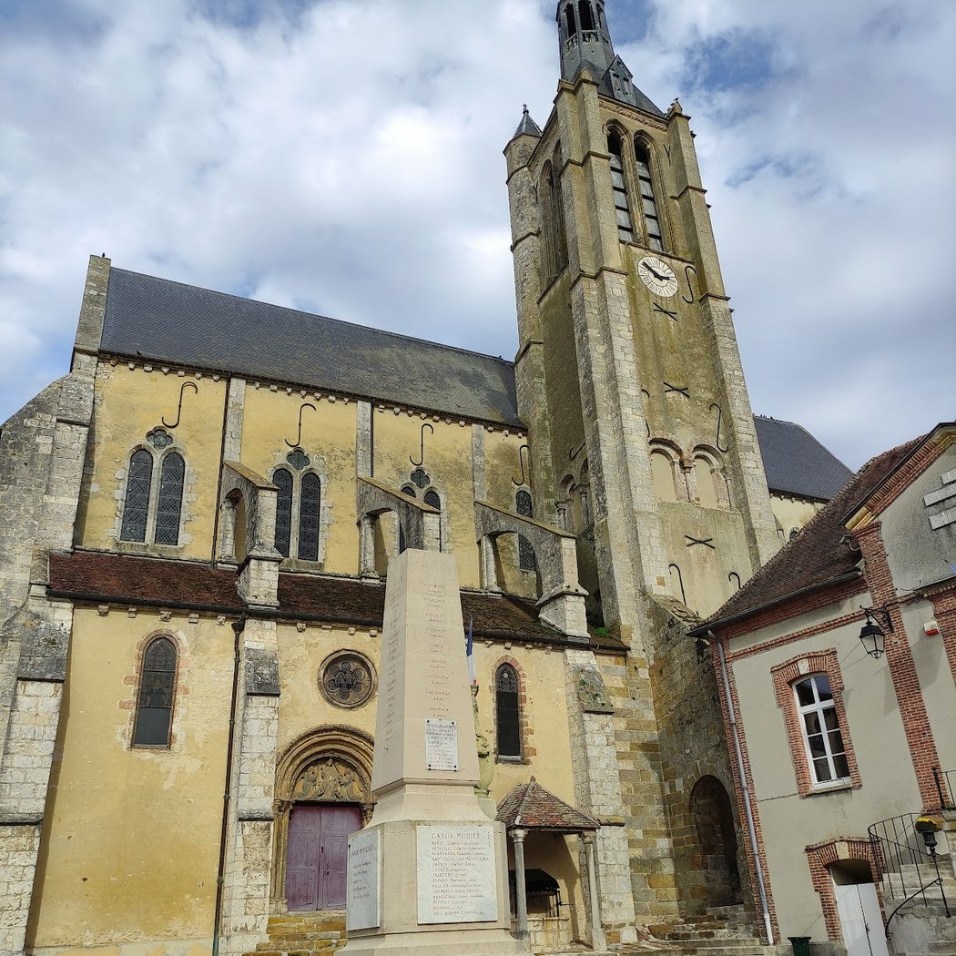 Église catholique Notre-Dame à Donnemarie-Dontilly 3