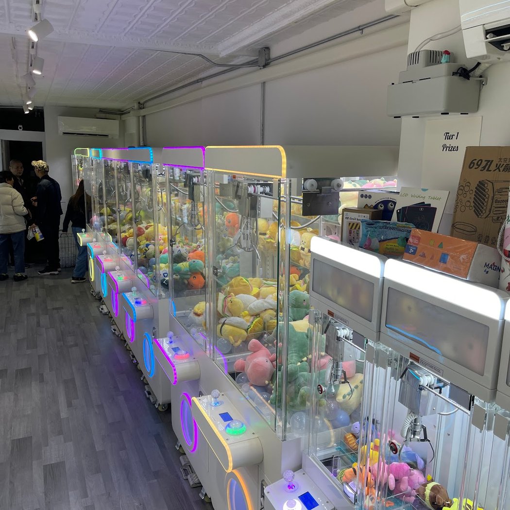 Stanley's Claw Machines 5