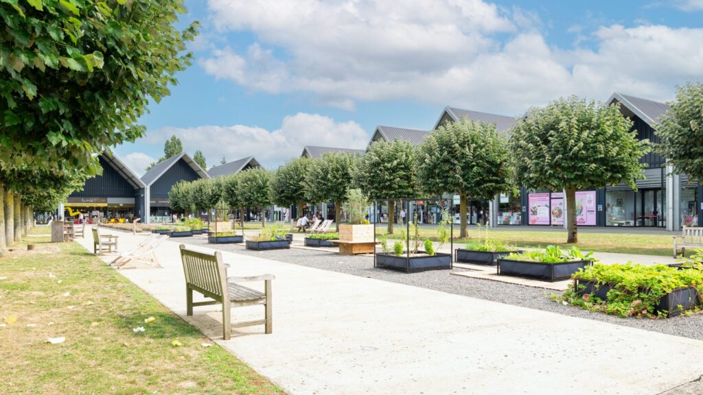 La Séguinière Outlet 2