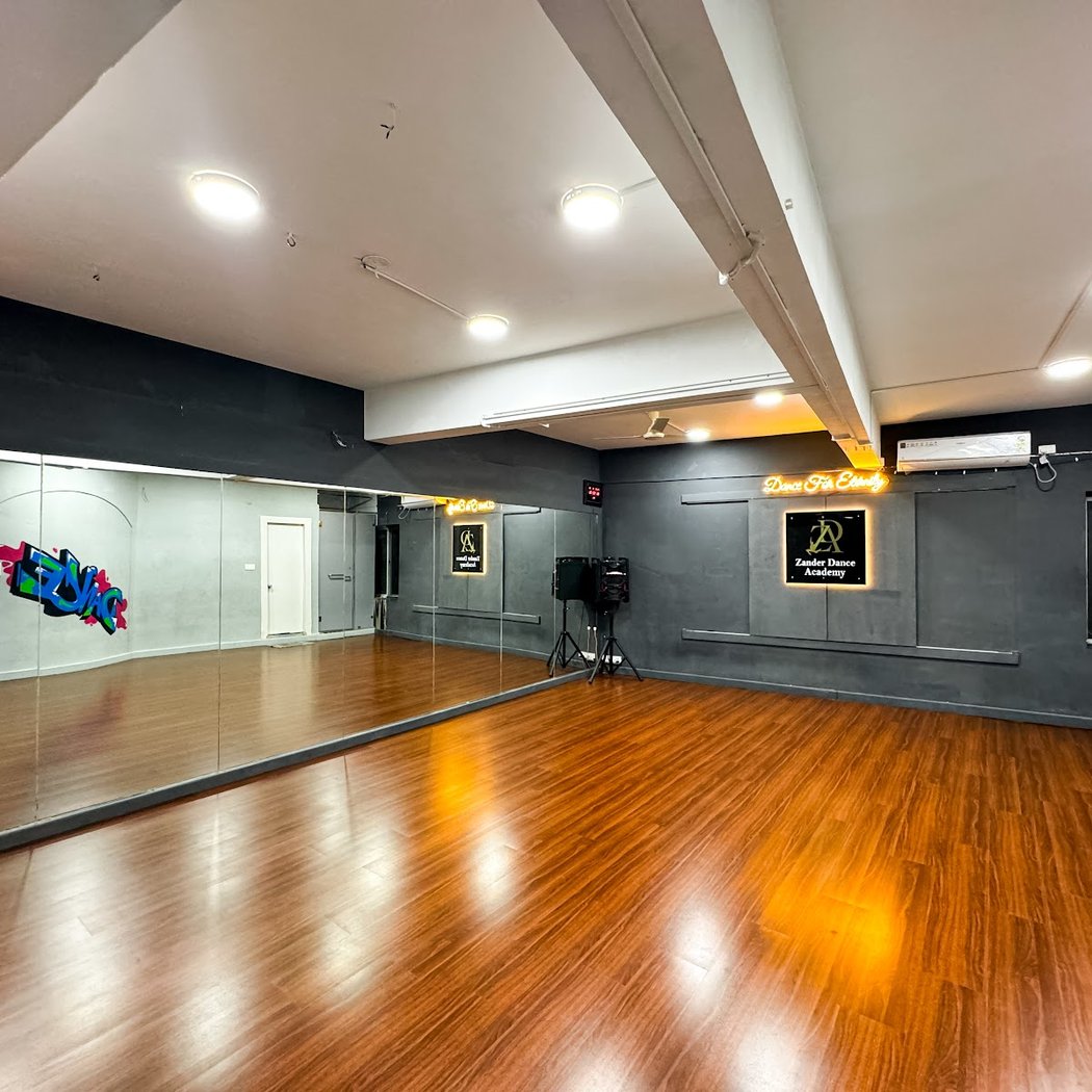 Zander Dance Academy 1