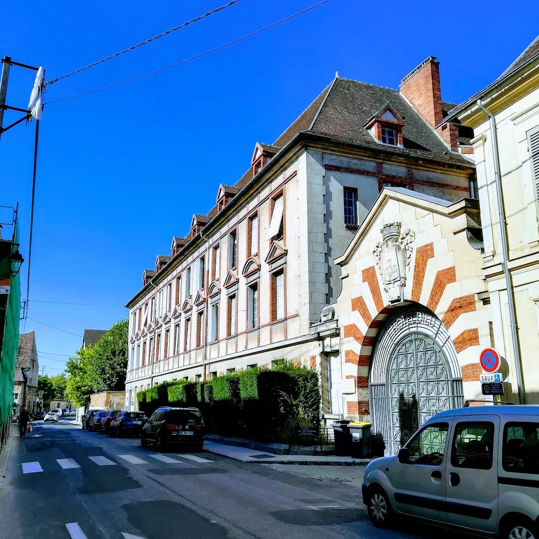 Centre Hospitalier Leon Binet Provins 2