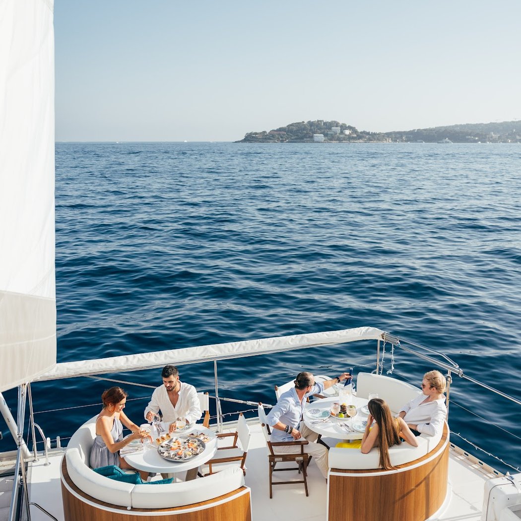 Manana Yacht 1