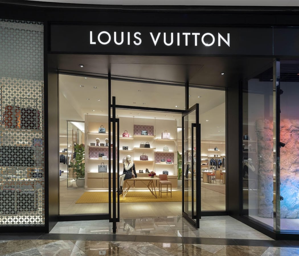 Louis Vuitton Brookfield Place 2