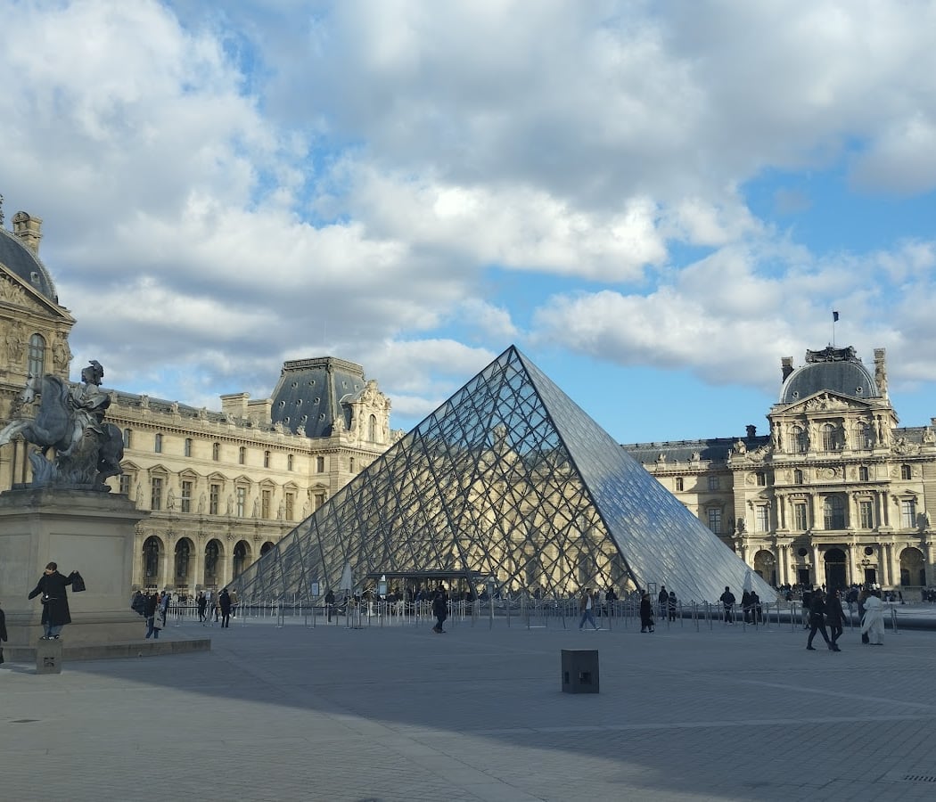 Cour Carrée 3