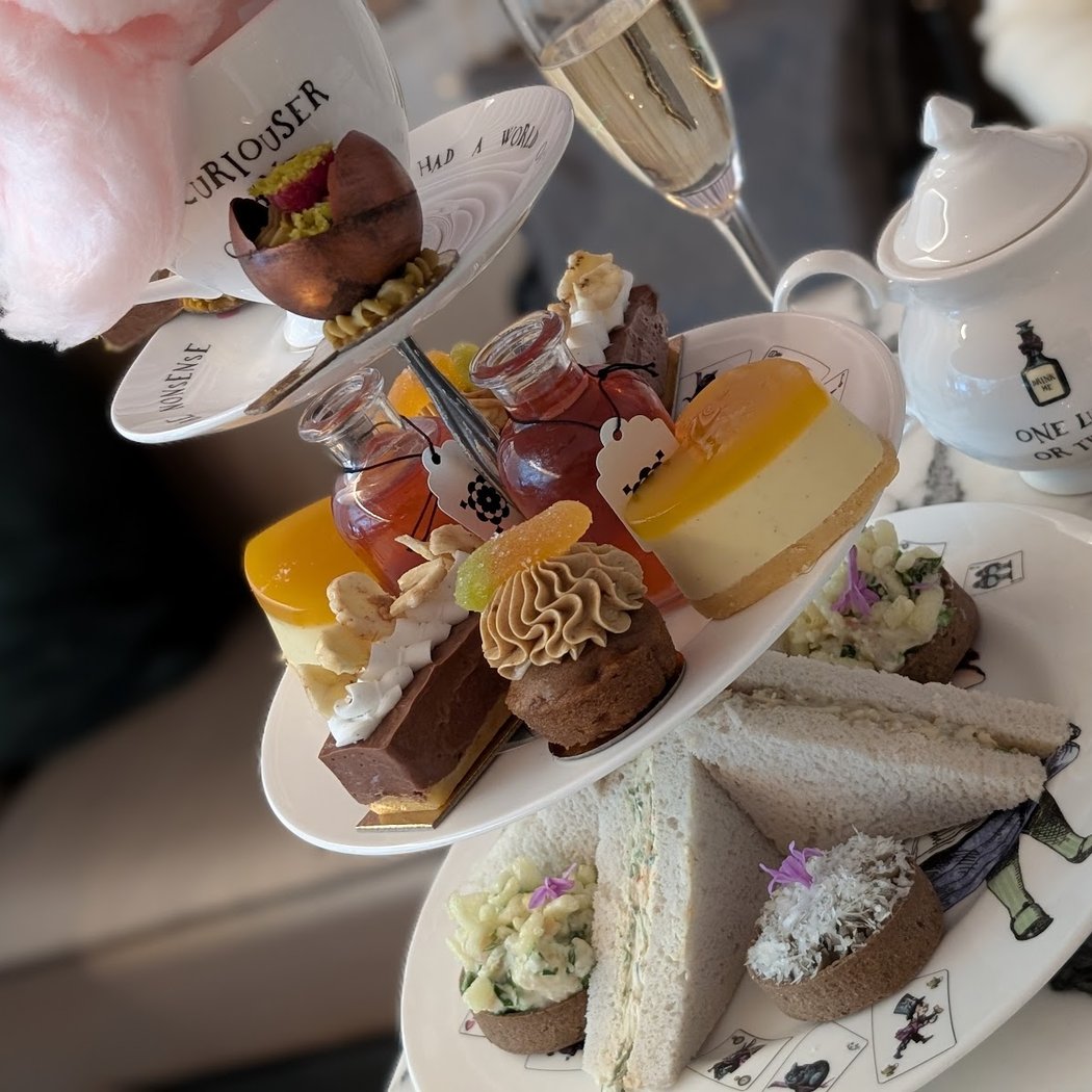 Mad Hatters Afternoon Tea @ Sanderson London 3