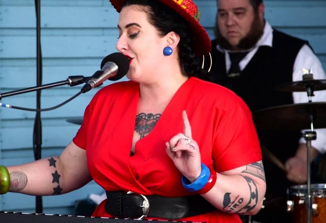Davina and The Vagabonds