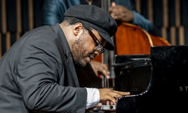 Round Midnight Solo Piano With William Hill III 1