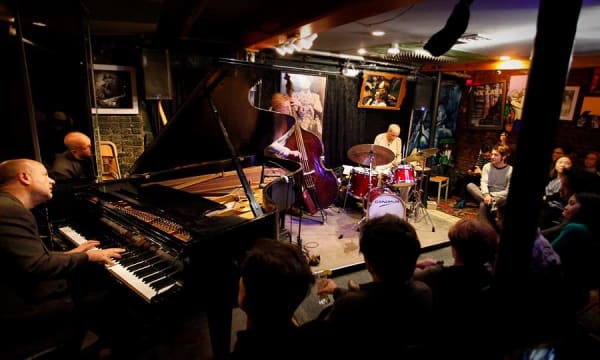 Jazz Dialogue with Tardo Hammer Trio 3
