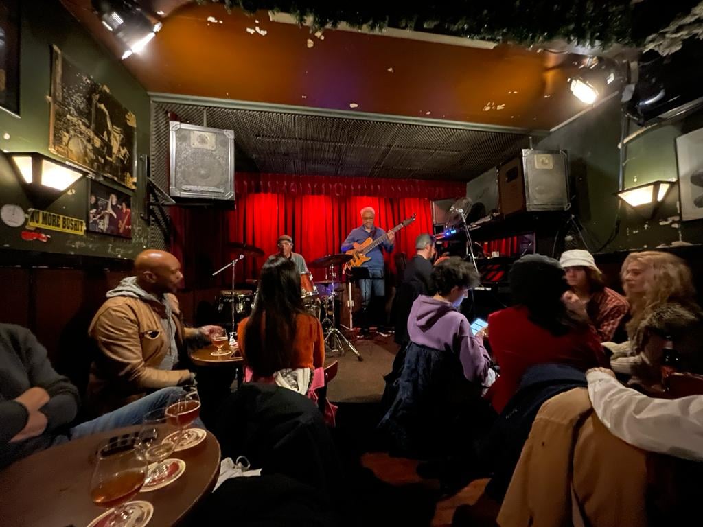 Jazz Café Alto 1