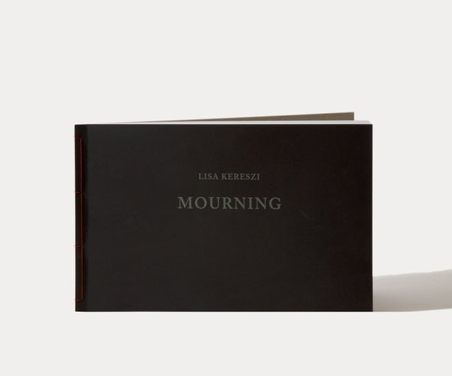 Lisa Kereszi: Mourning 1