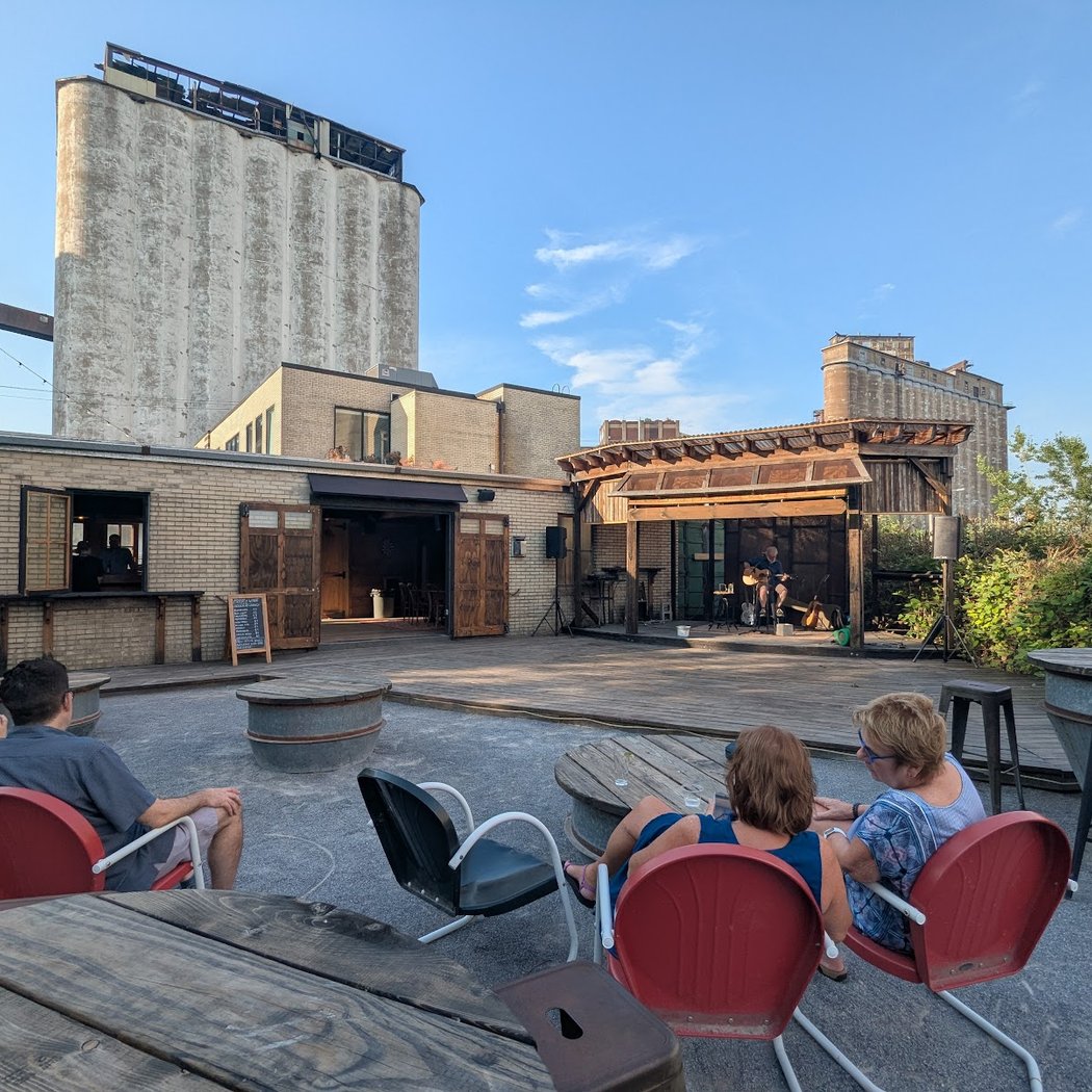 duende at Silo City 1