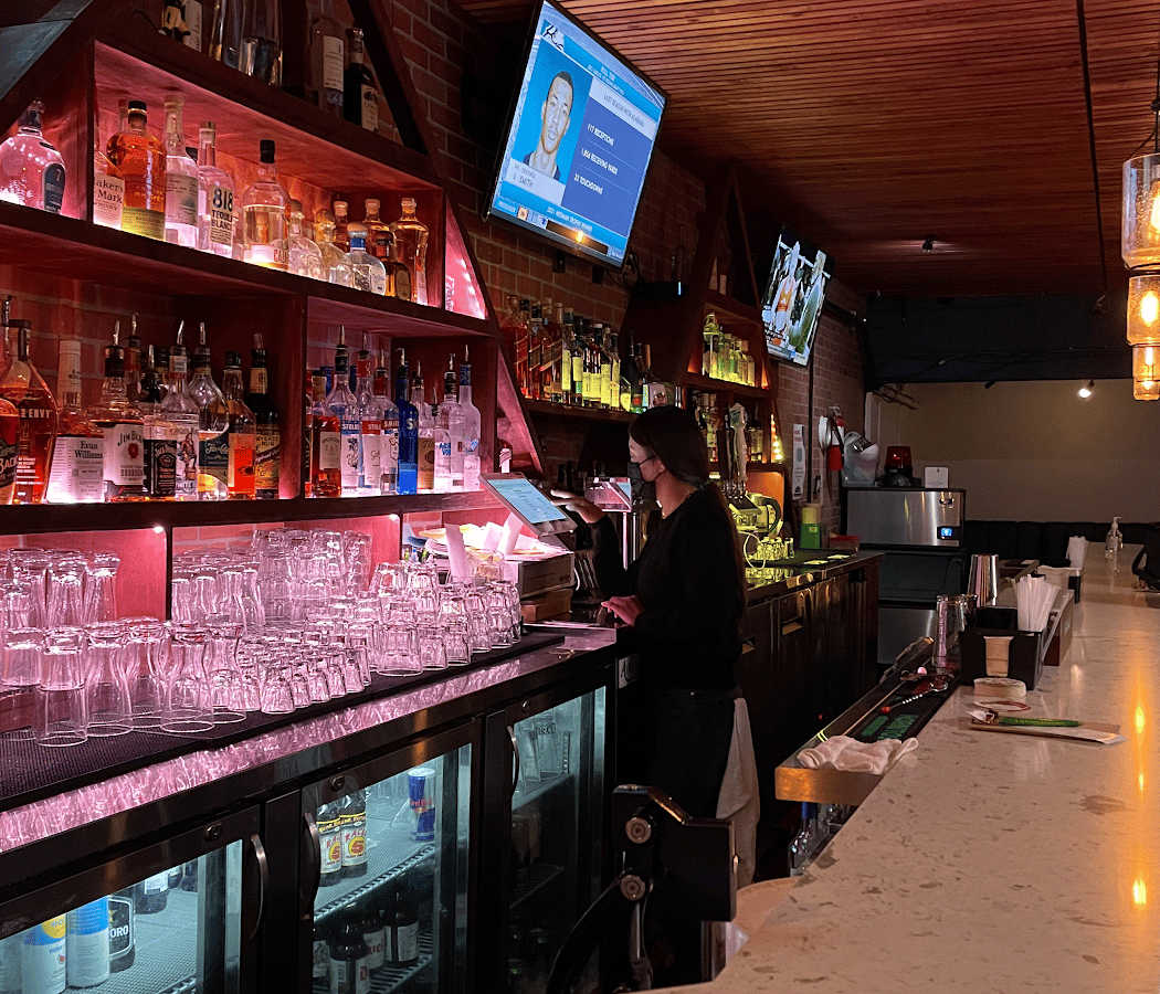 Lama Bar 2