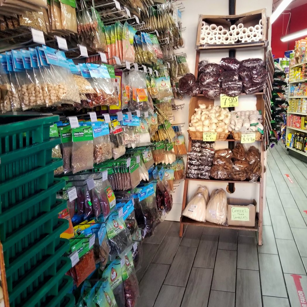 La Loma Produce 3
