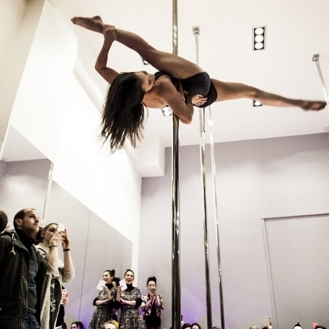 Pole & Motion 2