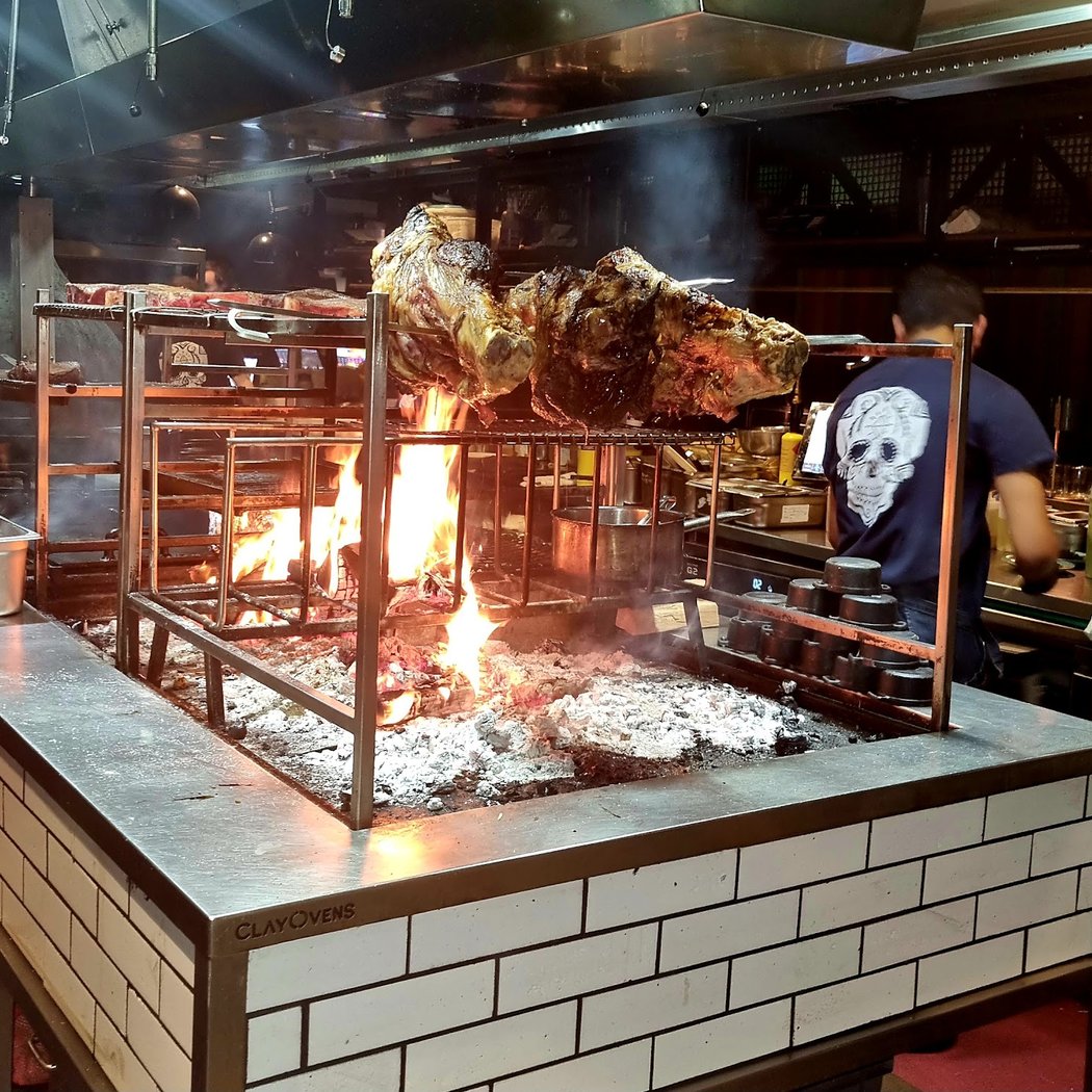 temper Soho – Steak, Tacos & BBQ Restaurant 3
