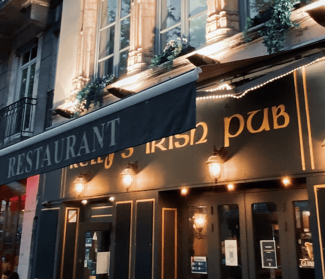 Kelly's Pub 2