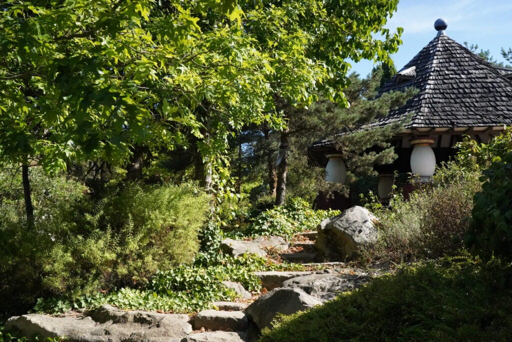 Eden Garden 2
