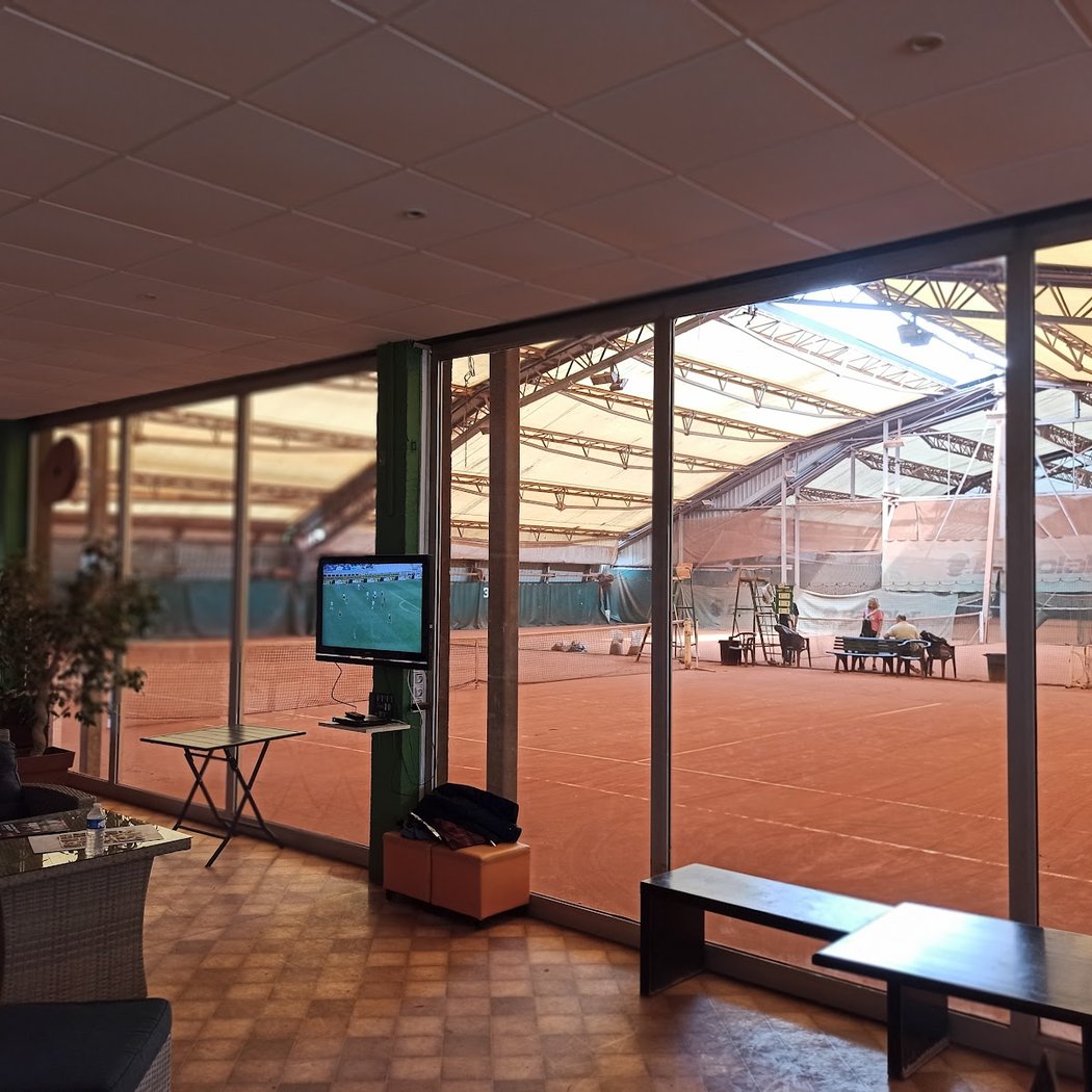 Cours de tennis collectifs adultes et enfants 3