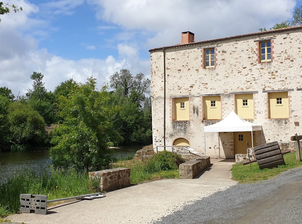 Visite du moulin et ateliers au moulin à papier du Liveau 3