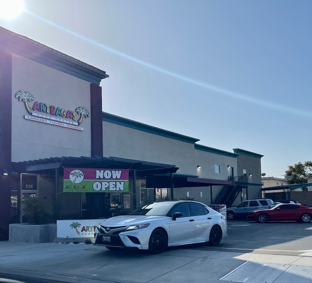 Arteagas Food Center 2
