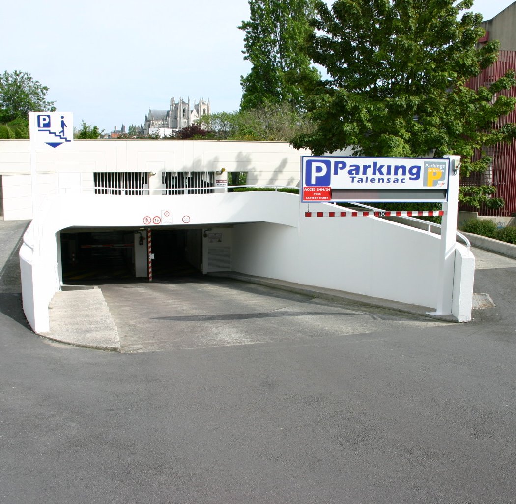 Parking Talensac 1