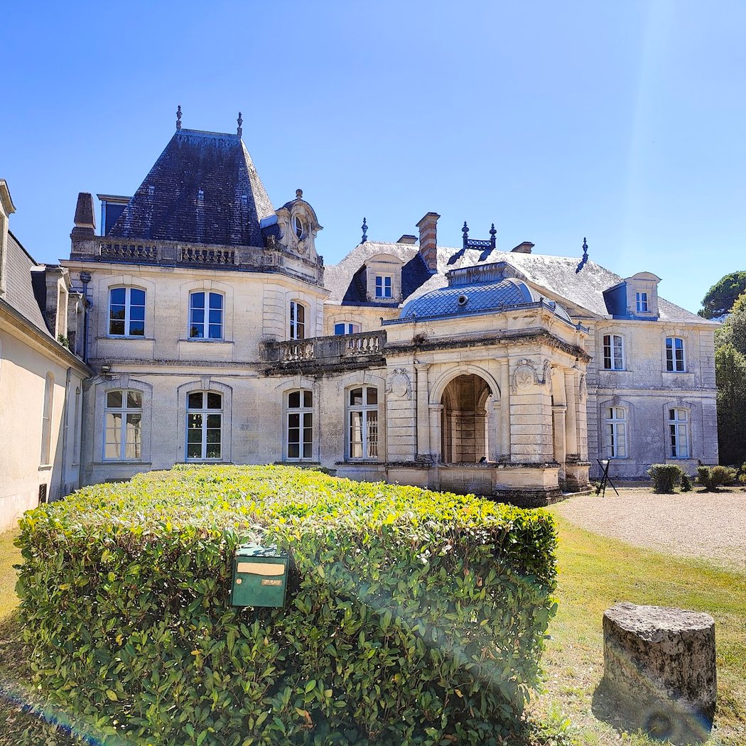 Chateau de Tiregand 3