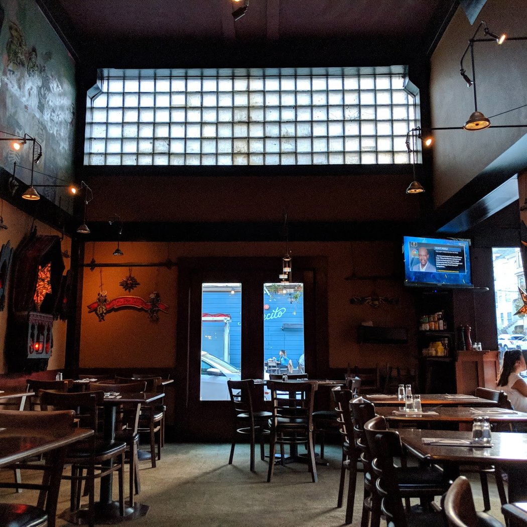 Kezar Bar & Restaurant 3