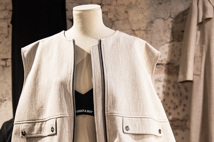 Showrooms and Stores Guided Fashion Activity