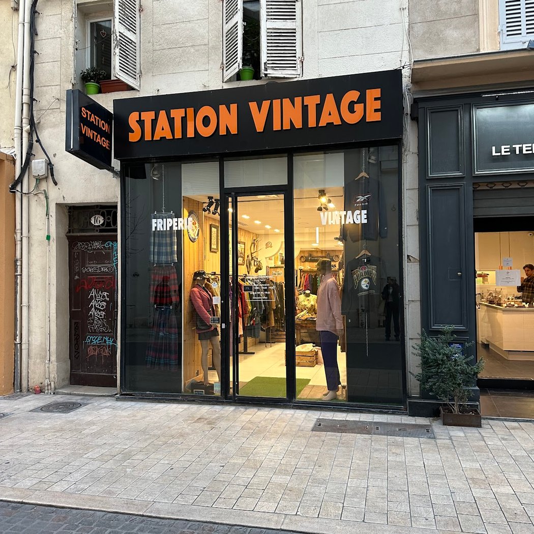 Station Vintage 3