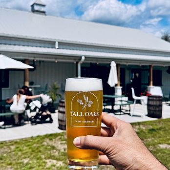 Live Music & Food Truck Friday at Tall Oaks 2
