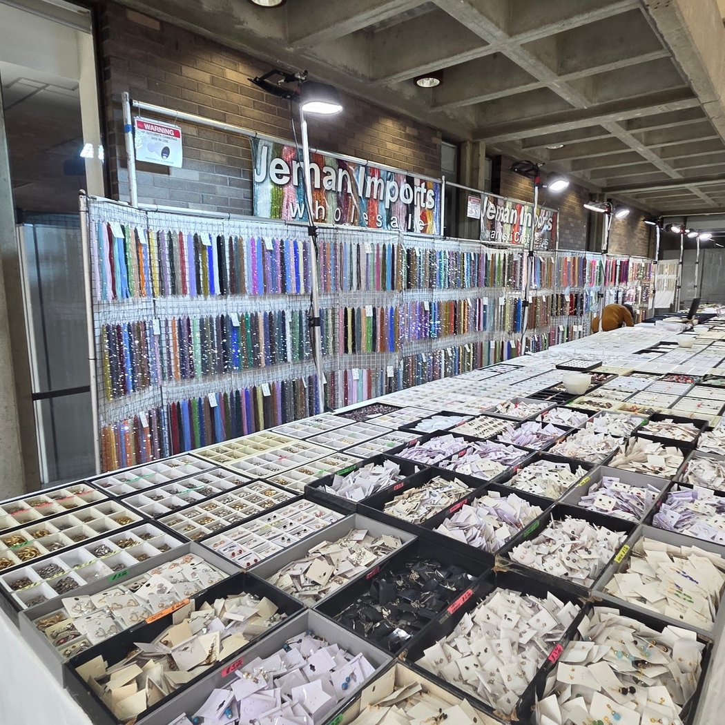 Potters Market 1