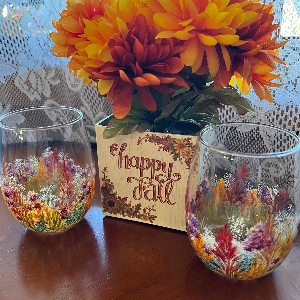 Stemless Wine Glass Painting with Nancie Chopp 1