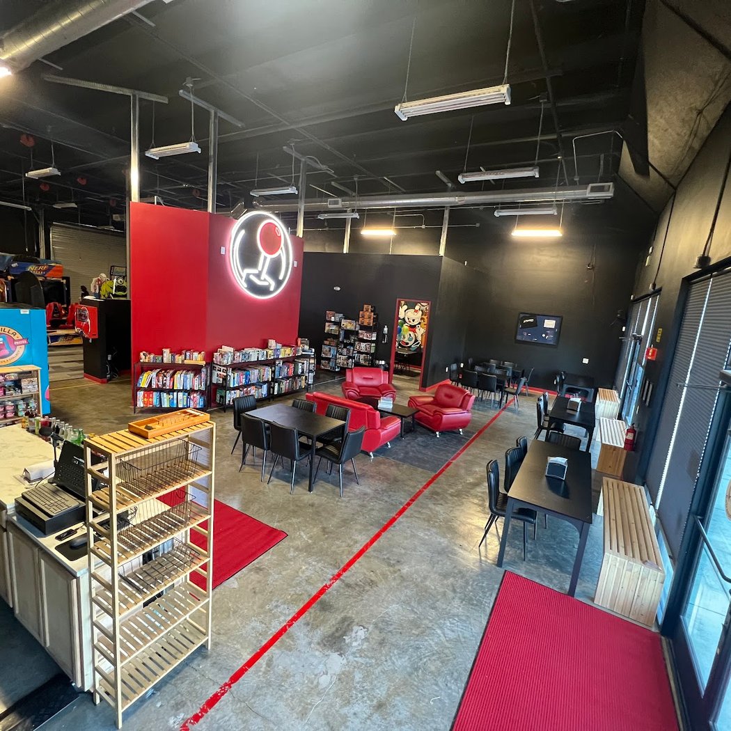 Joystick Gaming Lounge 2