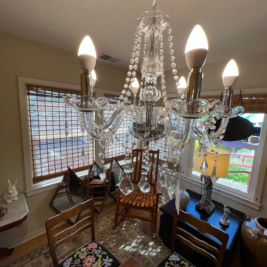 Vignette Furniture Consignment 2