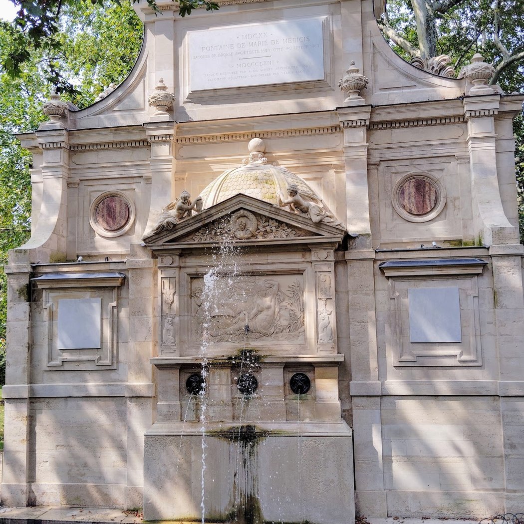 Fontaine De Léda 1