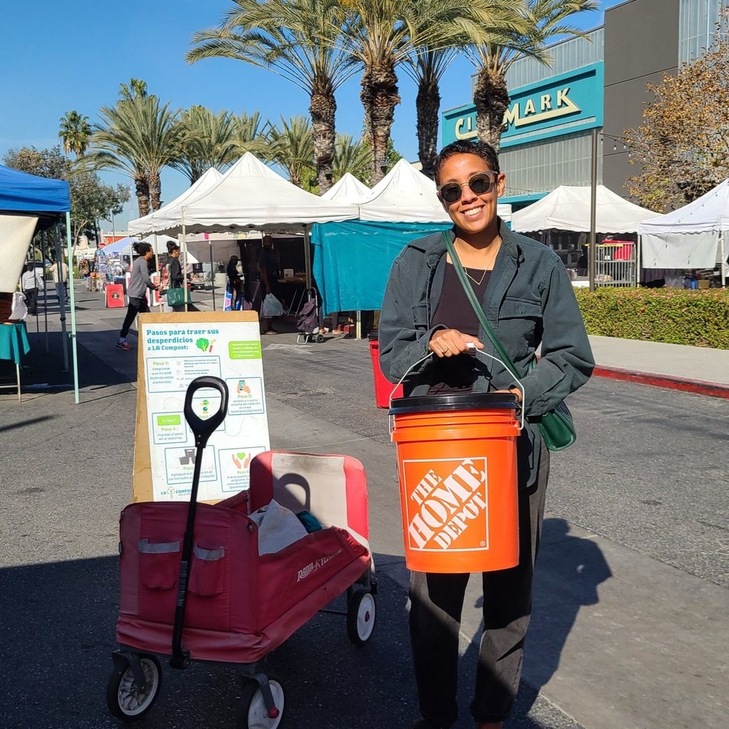 Culver City Farmers Market Community Drop-off & Volunteer Day 5