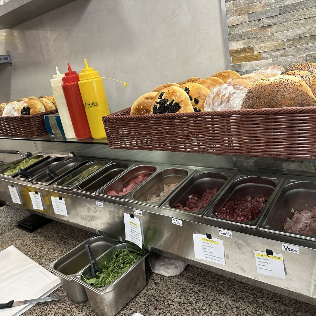 Katzav Delicatessen 2
