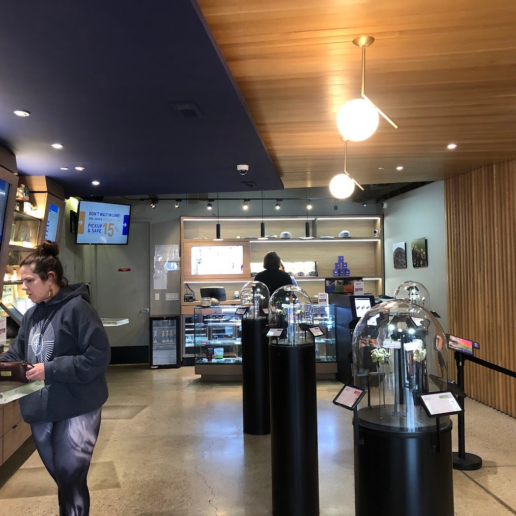 MediThrive Cannabis Dispensary & Delivery 3