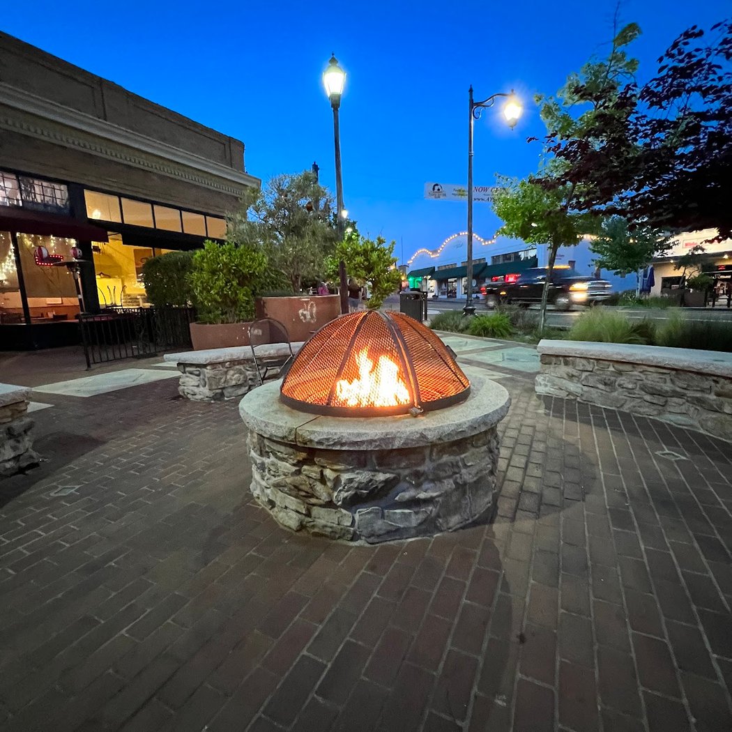Auburn Central Square 3