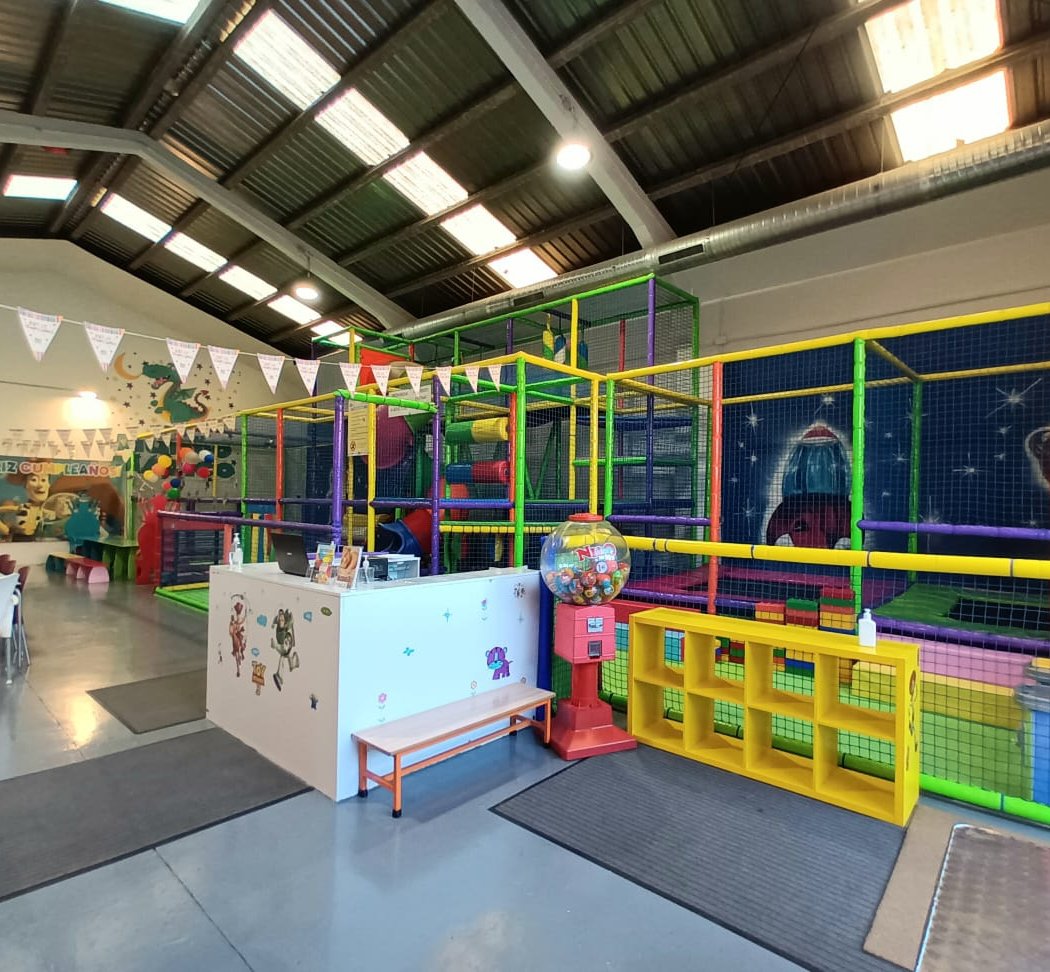 Parque de bola Montequinto | Parque infantil Montequinto, Sevilla y Dos Hermanas | Parque de ocio infantil | Mundo mágico 1