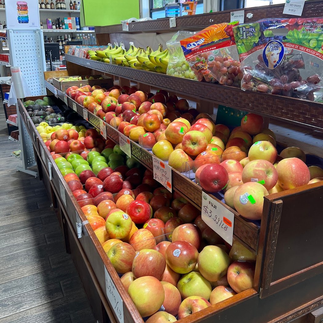 Colusa Market 3