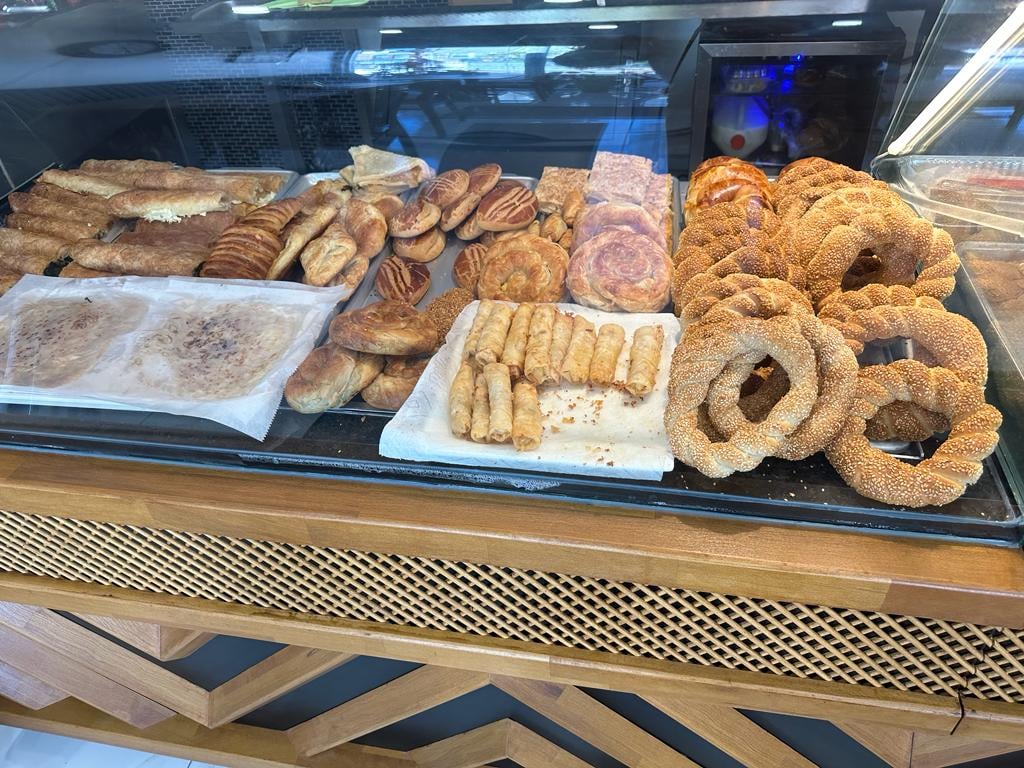 Safir Bakery & Cafe 3