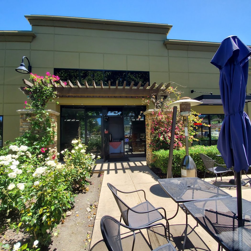 Everest Cuisine-Mountain View 2
